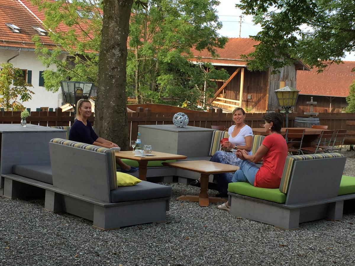 Hotel Alpenblick Riedering 외부 사진