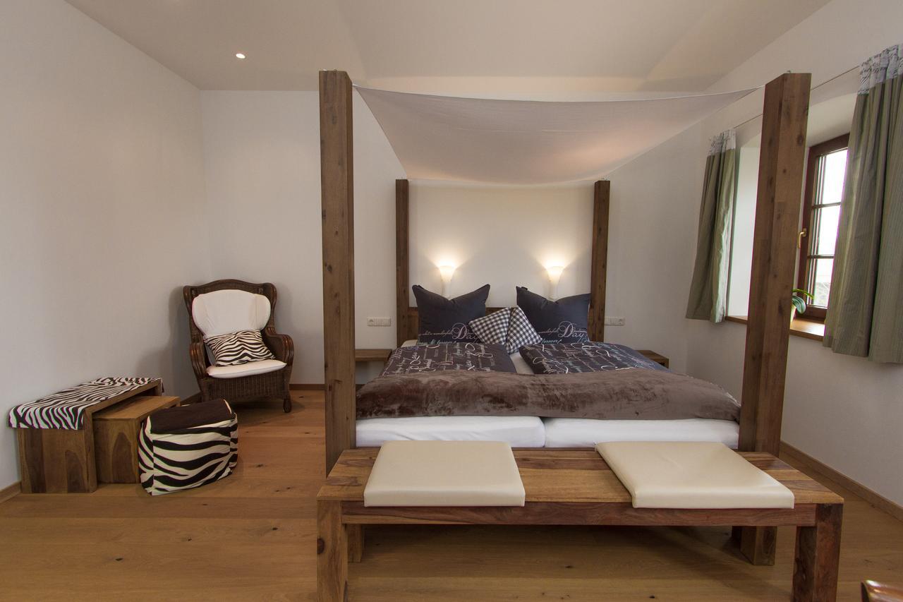 Hotel Alpenblick Riedering 외부 사진