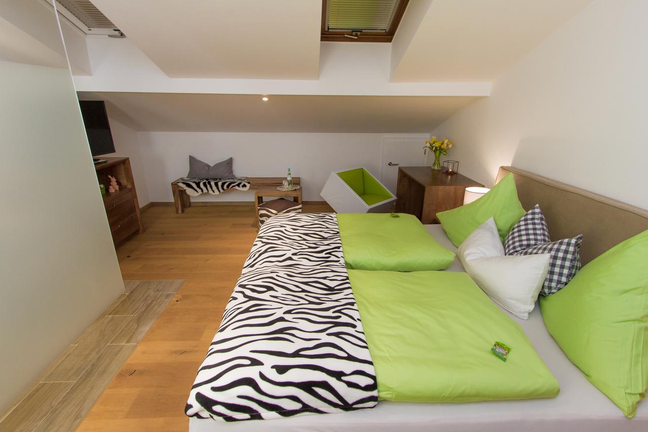 Hotel Alpenblick Riedering 외부 사진